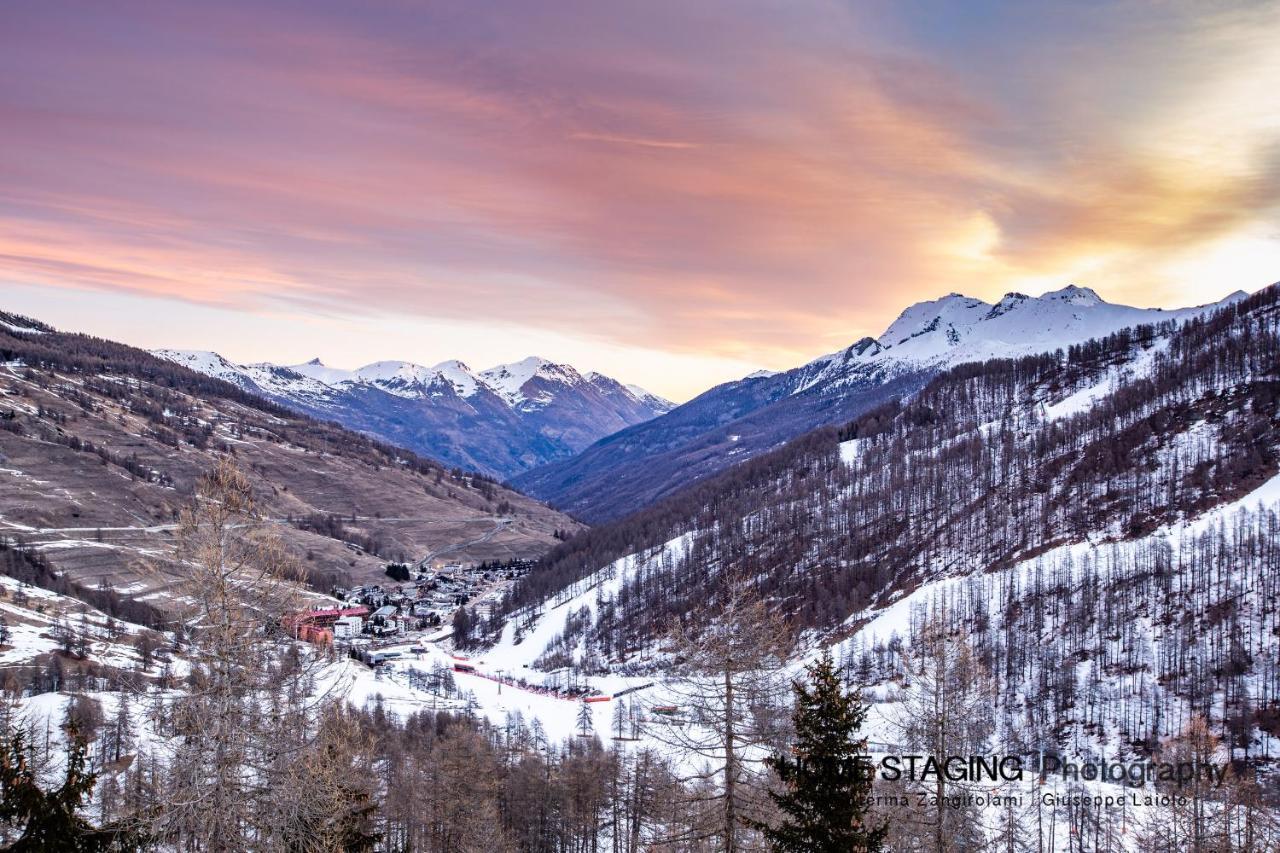 Hostdomus - Il Cerbiatto Apartment Sestriere Luaran gambar